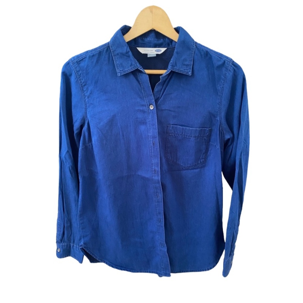 Old Navy the Classic Shirt Le Chemiser Classique Button Down Denim Size M